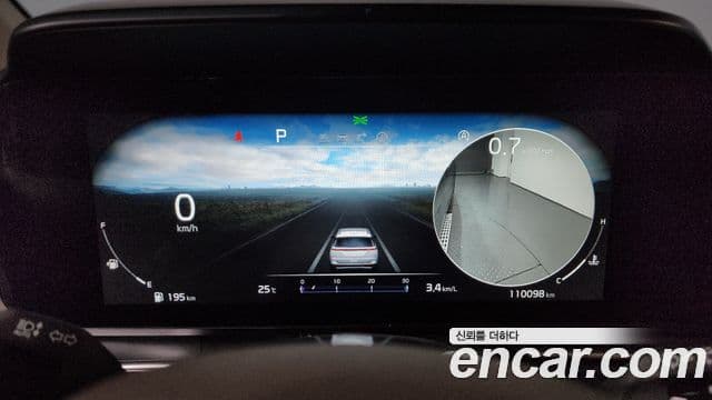 Kia Carnival 2023 — Фото 6/20