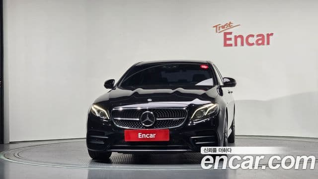 Mercedes-Benz E-Class 2019 — Фото 3/20