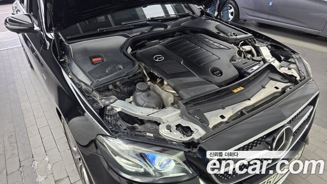 Mercedes-Benz E-Class 2019 — Фото 6/20