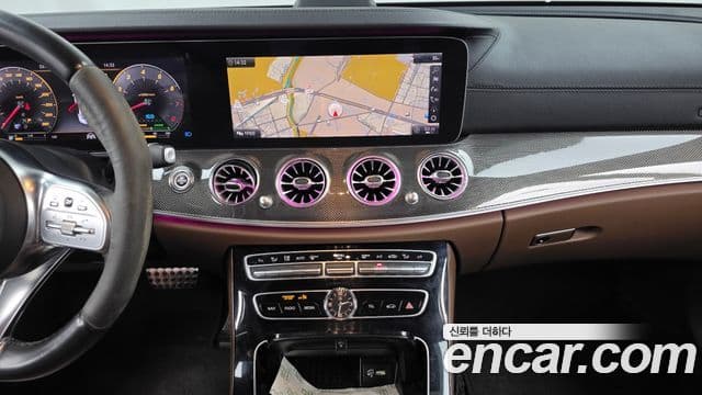 Mercedes-Benz E-Class 2019 — Фото 14/20