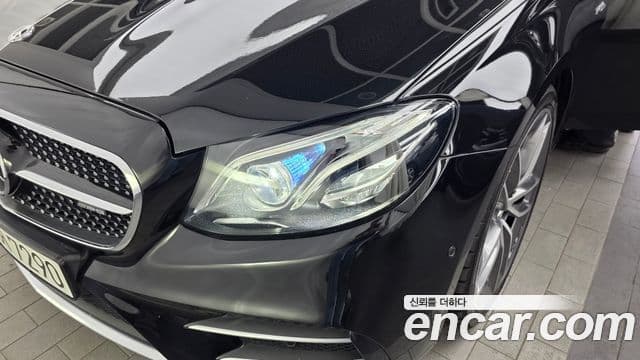 Mercedes-Benz E-Class 2019 — Photo 30/36