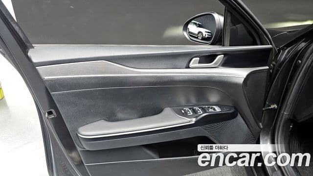 Kia K5 2020 — Photo 27/30