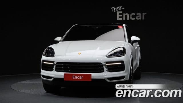 Porsche Cayenne 2020 — ფოტო 3/20