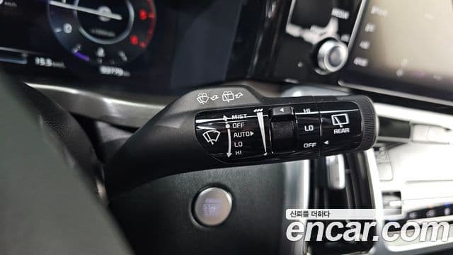 Kia Sorento 2020 — ფოტო 19/20