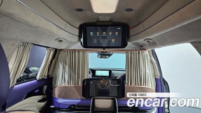 Kia Carnival 2023 — Şəkil 19/20