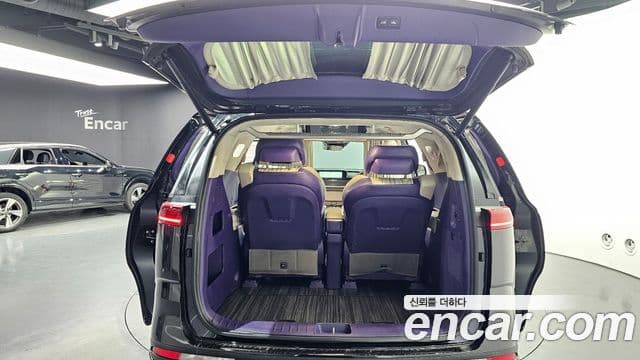 Kia Carnival 2023 — Şəkil 20/20