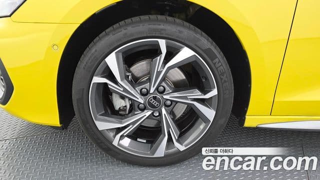 Audi A3 2025 — ფოტო 5/20