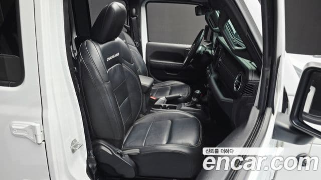 Jeep Wrangler 2023 — Фото 11/20