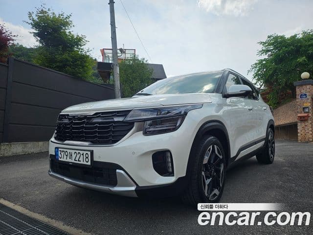 Kia Seltos 2023 — ფოტო 20/20