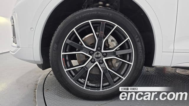 Audi Q5 2023 — фото 5 из 20