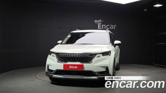 Kia Carnival 2023 — Фото 3/20
