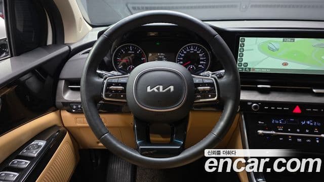 Kia Carnival 2023 — Фото 13/20