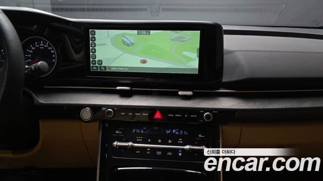 Kia Carnival 2023 — Фото 14/20