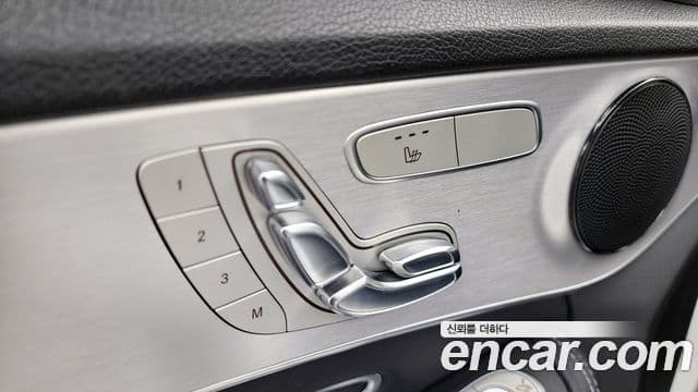 Mercedes-Benz C-Class 2018 — Şəkil 4/32