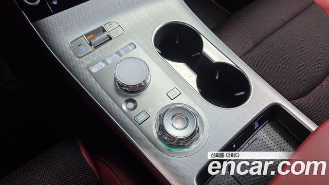 Genesis GV70 2025 — ფოტო 9/20