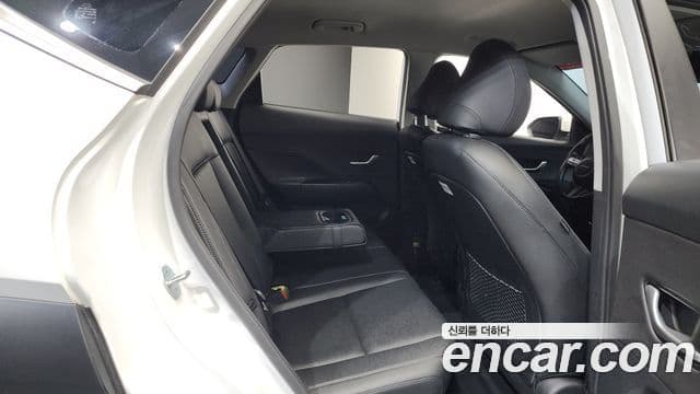 Hyundai Kona 2023 — Şəkil 11/20