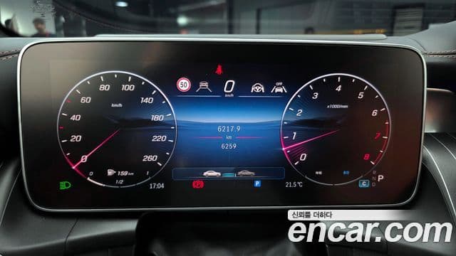 Mercedes-Benz GLC-Class 2025 — Photo 25/33