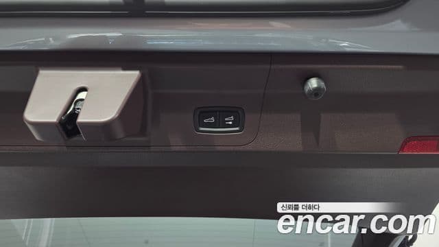 Porsche Panamera 2021 — Photo 23/33