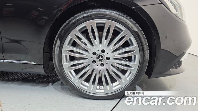 Mercedes-Benz S-Class 2019 — ფოტო 5/20