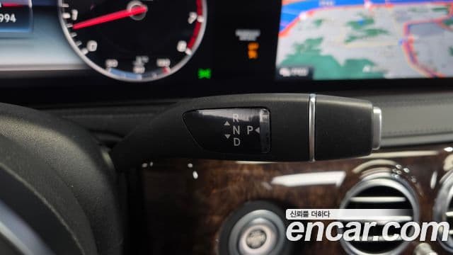 Mercedes-Benz S-Class 2019 — ფოტო 9/20