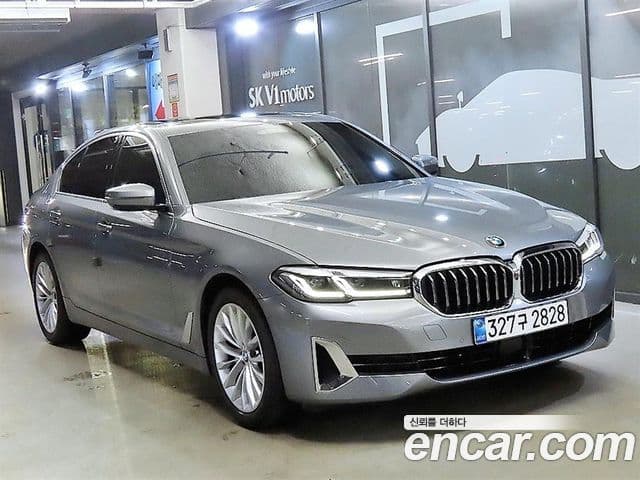 BMW 5 Series 2023 — Şəkil 20/20