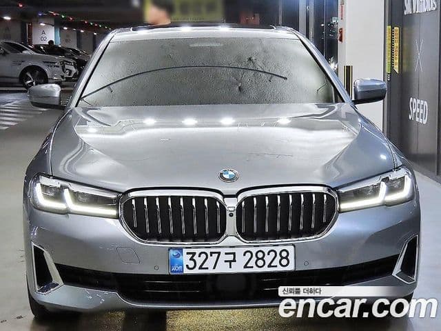 BMW 5 Series 2023 — Şəkil 1/20
