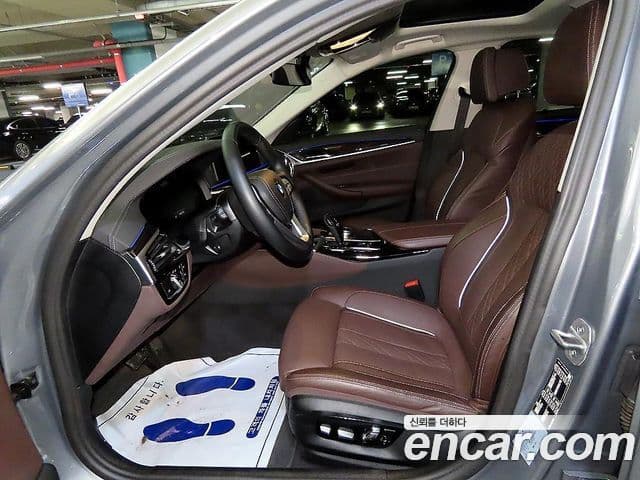 BMW 5 Series 2023 — Şəkil 5/20