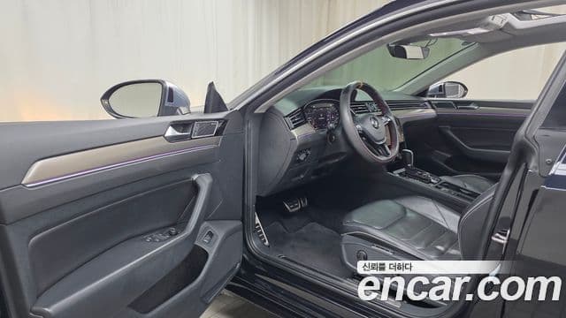 Volkswagen Arteon 2019 — Şəkil 10/20