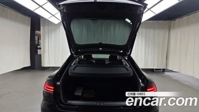 Volkswagen Arteon 2019 — Şəkil 17/20