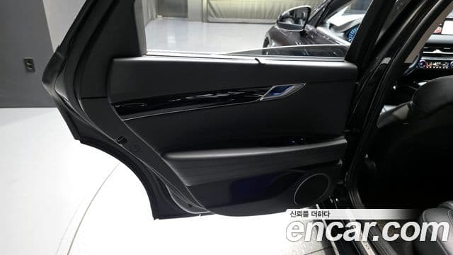 Genesis G80 2020 — Photo 32/36