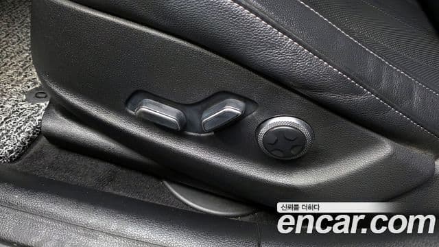 Genesis G80 2020 — Photo 23/36