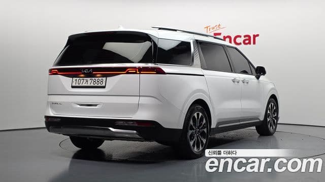 Kia Carnival 2022 — Фото 2/20