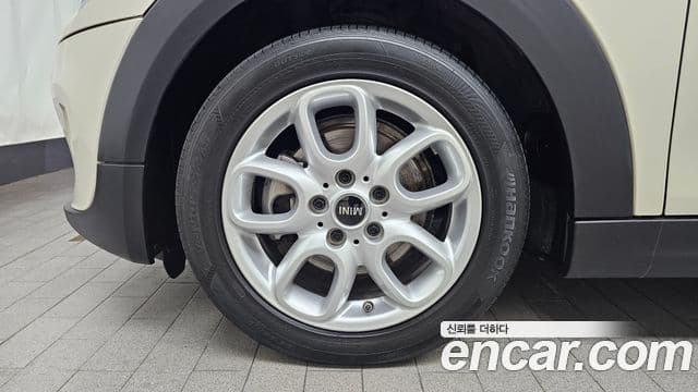 Mini Cooper 2020 — ფოტო 9/31