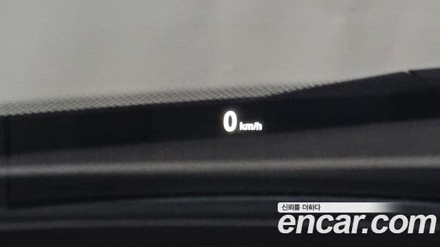 Mini Cooper 2020 — ფოტო 17/31