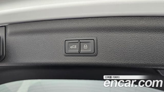 Audi Q3 2025 — ფოტო 17/20