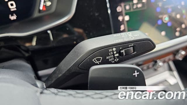 Audi Q3 2025 — ფოტო 14/32