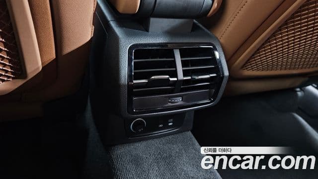 Audi Q3 2025 — ფოტო 17/32