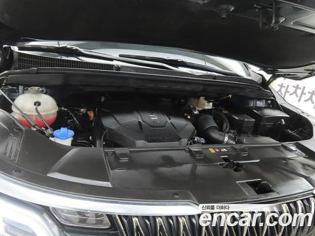 Kia Carnival 2021 — Şəkil 19/20