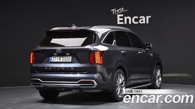 Kia Sorento 2020 — ფოტო 15/33