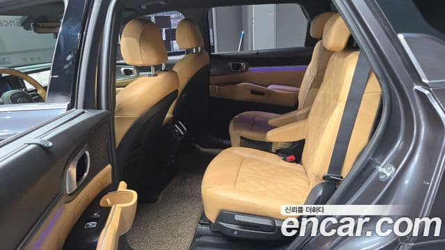 Kia Sorento 2020 — ფოტო 16/33
