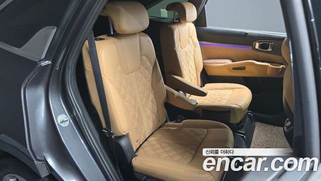 Kia Sorento 2020 — ფოტო 1/33