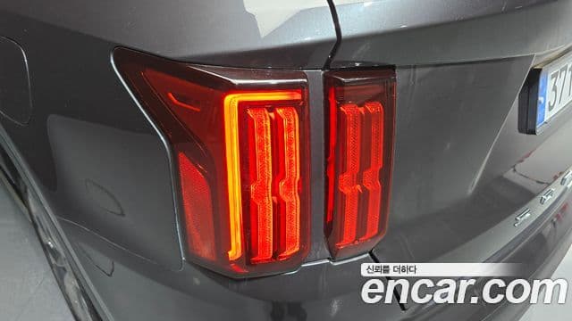 Kia Sorento 2020 — ფოტო 28/33
