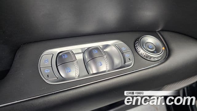 Genesis G90 2022 — Photo 1/41