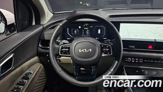 Kia Carnival 2024 — Фото 13/20