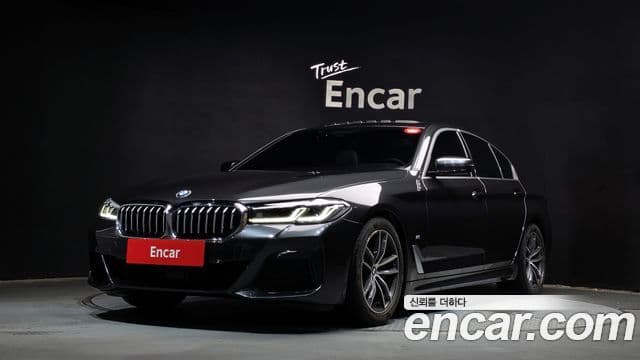 BMW 5 Series 2022 — ფოტო 1/20