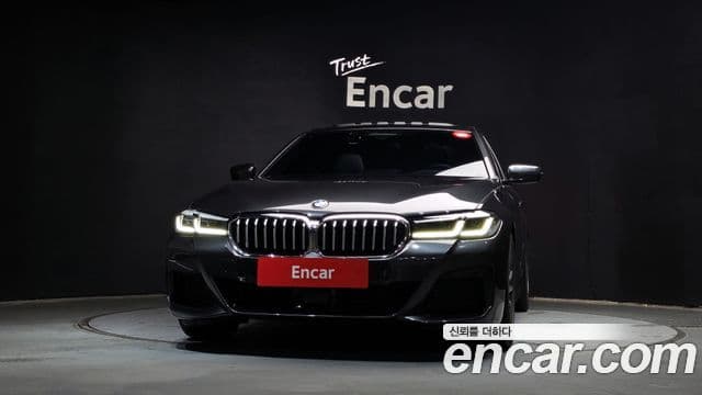 BMW 5 Series 2022 — ფოტო 3/20