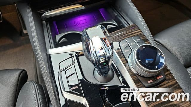 BMW 5 Series 2022 — ფოტო 9/20