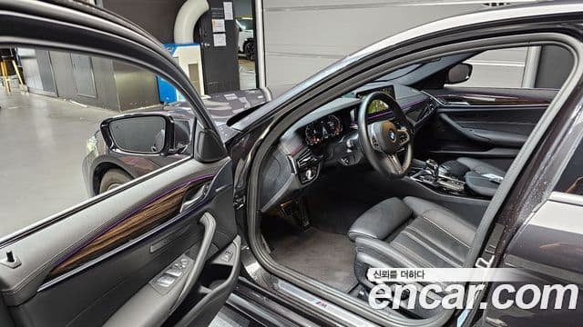 BMW 5 Series 2022 — ფოტო 10/20