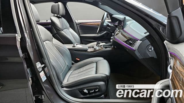 BMW 5 Series 2022 — ფოტო 11/20