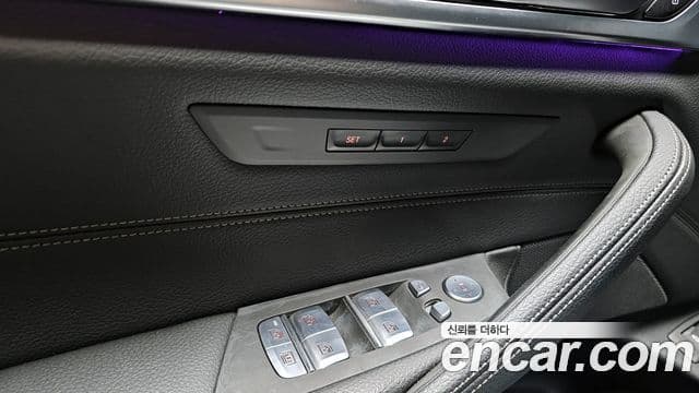 BMW 5 Series 2022 — ფოტო 20/20